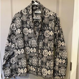 Chico’s Design Topper. Provides that professional appearance.